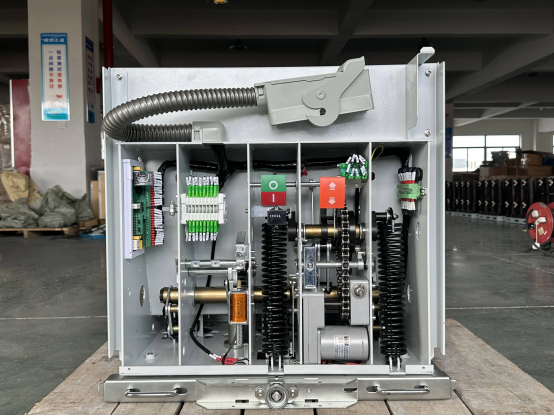 Vacuum Circuit Breaker Supplier: Enhancing Electrical Safety and Reliability